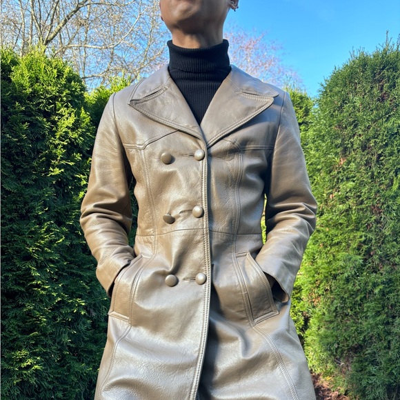 Tan/Camel coloured Leather Jacket - Picture 6 of 7